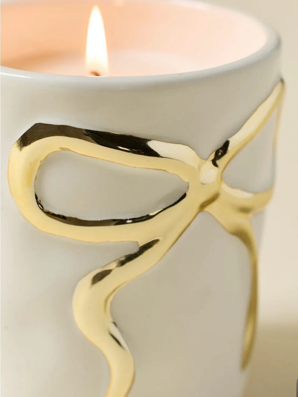 Urban Outfitters Bow Scented Candle, Floral Magic